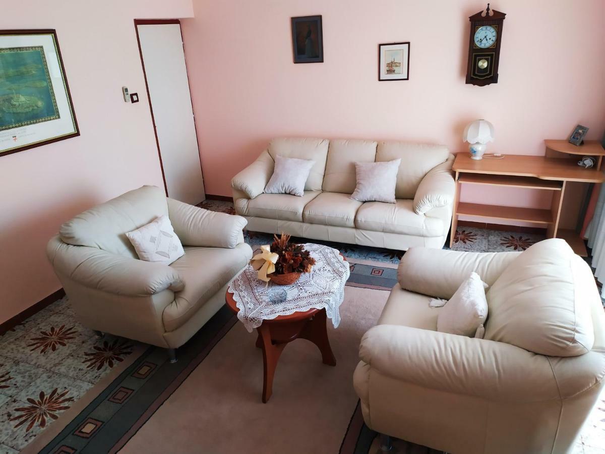 Antonio Apartment Rovinj Exteriör bild